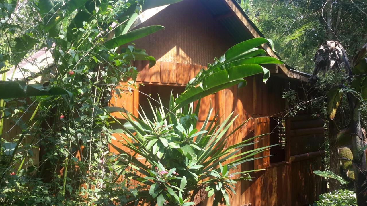 Pencave Homestay Pang Mapha Екстериор снимка