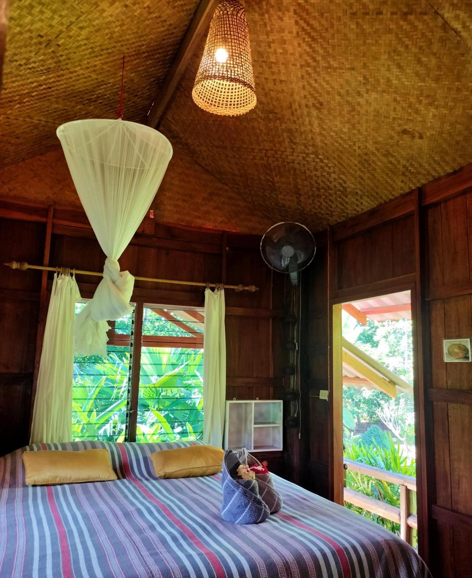 Pencave Homestay Pang Mapha Стая снимка
